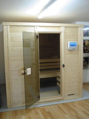 Foto der Massivholzsauna der Familie Wichert